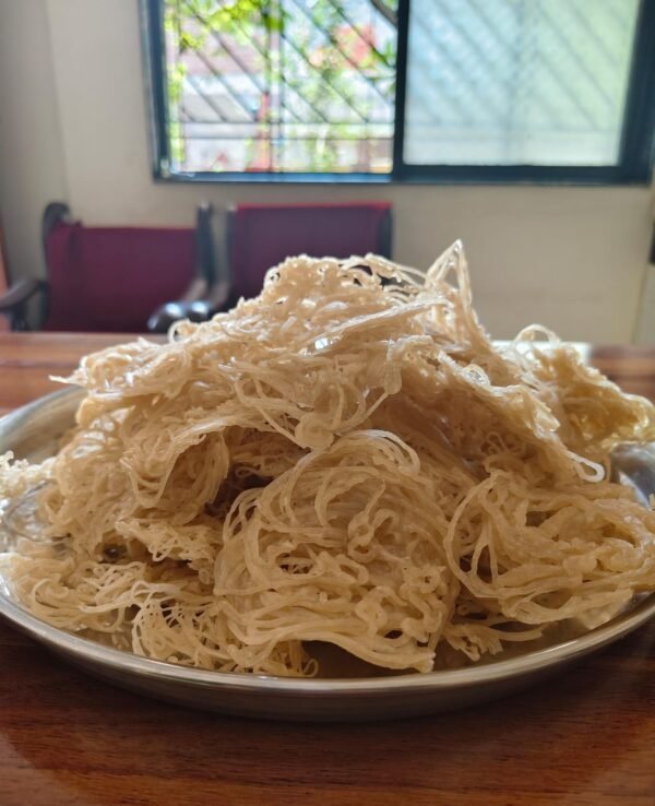 Beautifully puffing wheat kurvadi